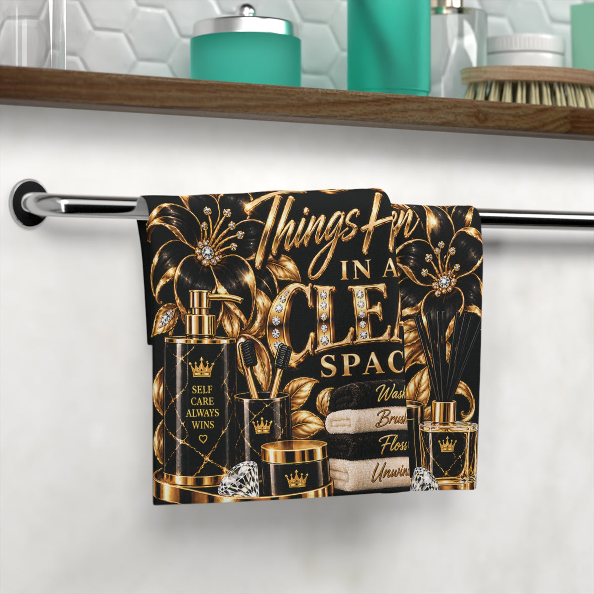 Gold Luxe 'Good Things Happen in a Clean Space' Face Towel