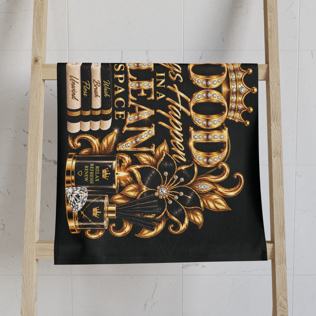 Good Things Happen in a Clean Space Hand Towel — Luxury Gold Cleaning Quote